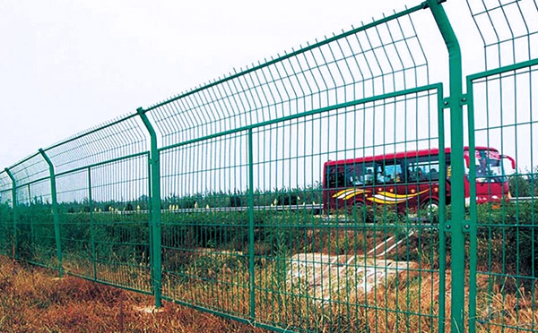 公路護(hù)欄網(wǎng) 公路護(hù)欄網(wǎng)